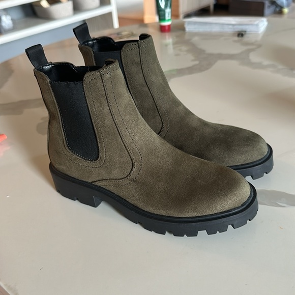 Nine West bootie - Picture 4 of 7